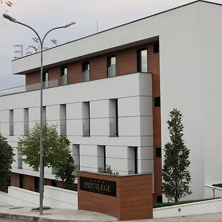 מלון Privilege &