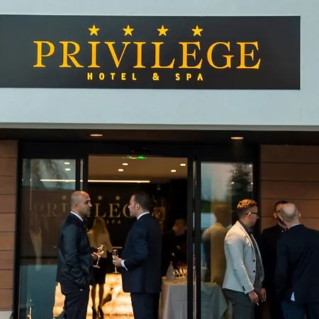 Privilege Hotel&spa 4* Farke e Madhe