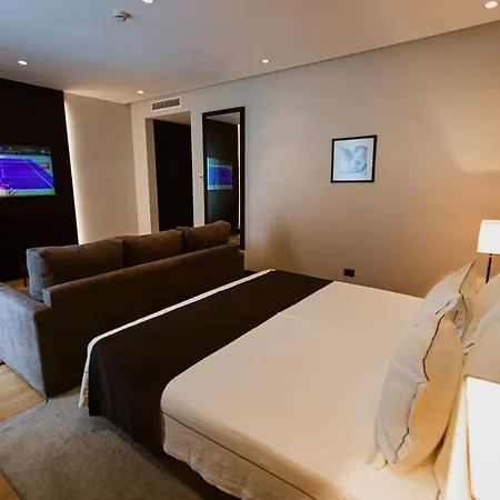 فندق Privilege & 4*