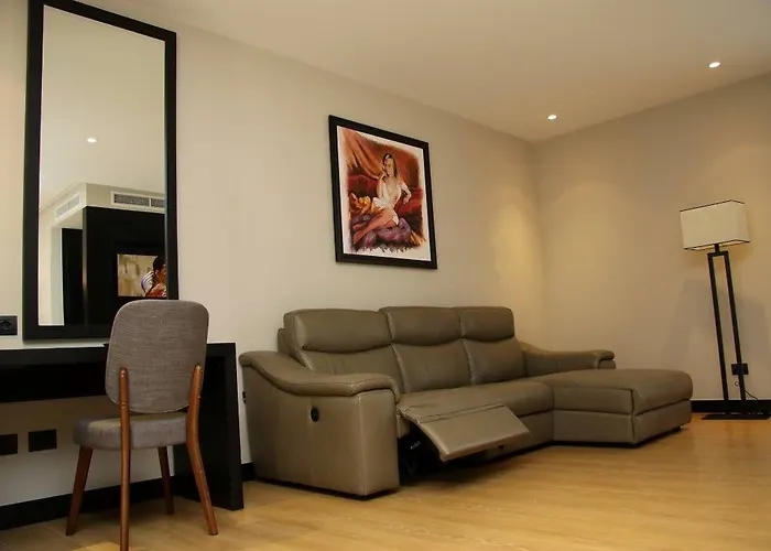 Privilege & Отель Farke e Madhe