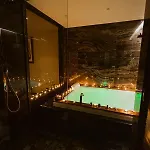 Hotell Privilege & 4*