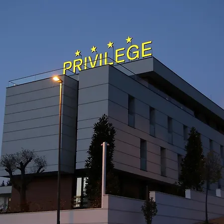 Privilege & Отель 4*