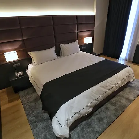 Privilege & Отель Farke e Madhe