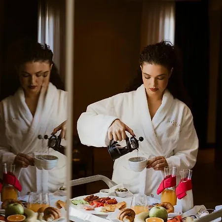 Privilege & Hotell 4*