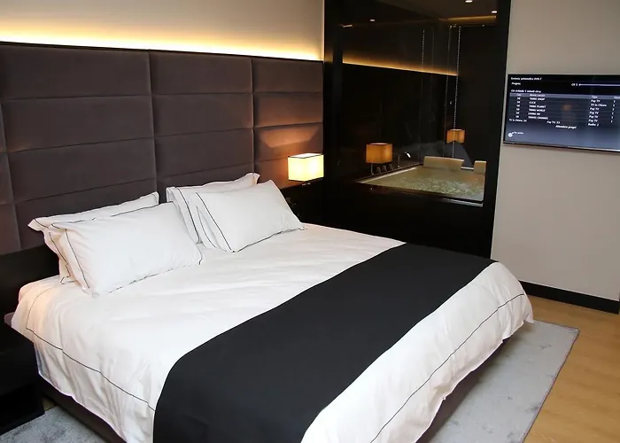 Privilege & Hotel Farke e Madhe