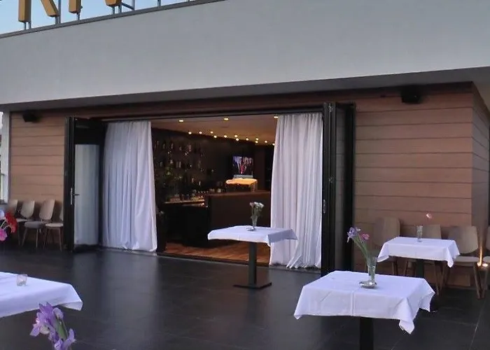 Privilege & 4* Farke e Madhe