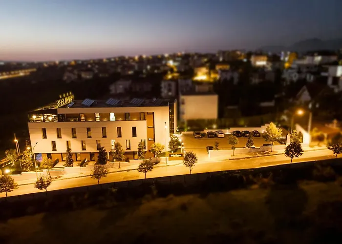 Privilege & Hotel Farke e Madhe