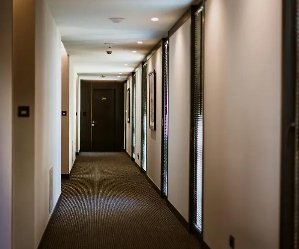 Hotel Privilege & 4*